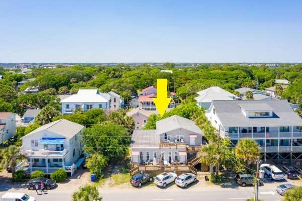 Salty Shack Unit C - Salty Shack - Dog Friendly Home - Across From The Beach - Central Location! Folly Beach Bagian luar foto